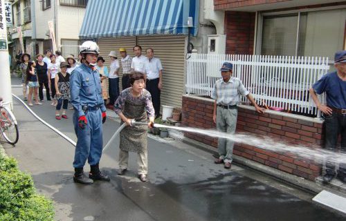 全国初！排水栓を地域防災の柱に
